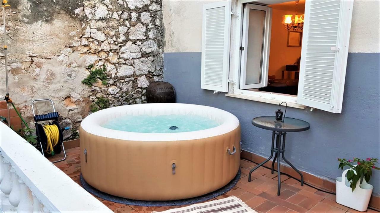 ノヴィ・ヴィノドロスキー Panorama Houseヴィラ エクステリア 写真